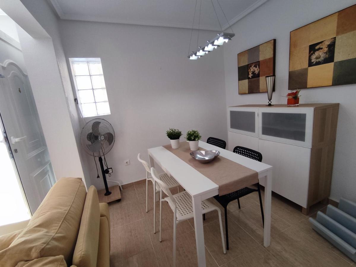 El Bungalow De Javi 格兰阿利坎特 外观 照片